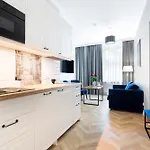 Friendhouse Starovislna