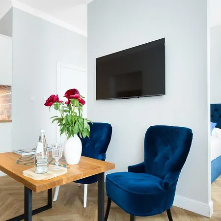 Friendhouse Starovislna