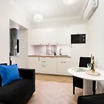 Friendhouse Starovislna *